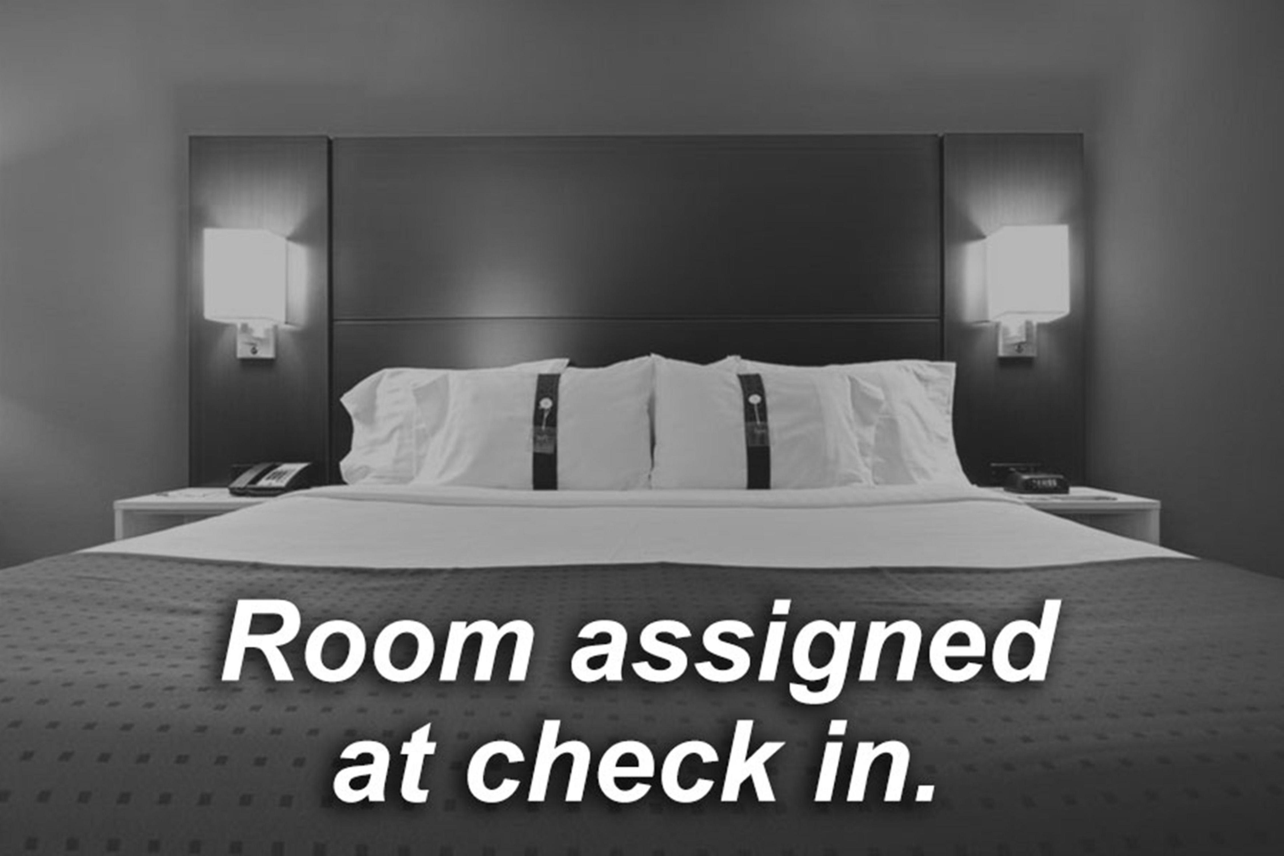 Holiday Inn Express Airport Calgary By Ihg Eksteriør bilde