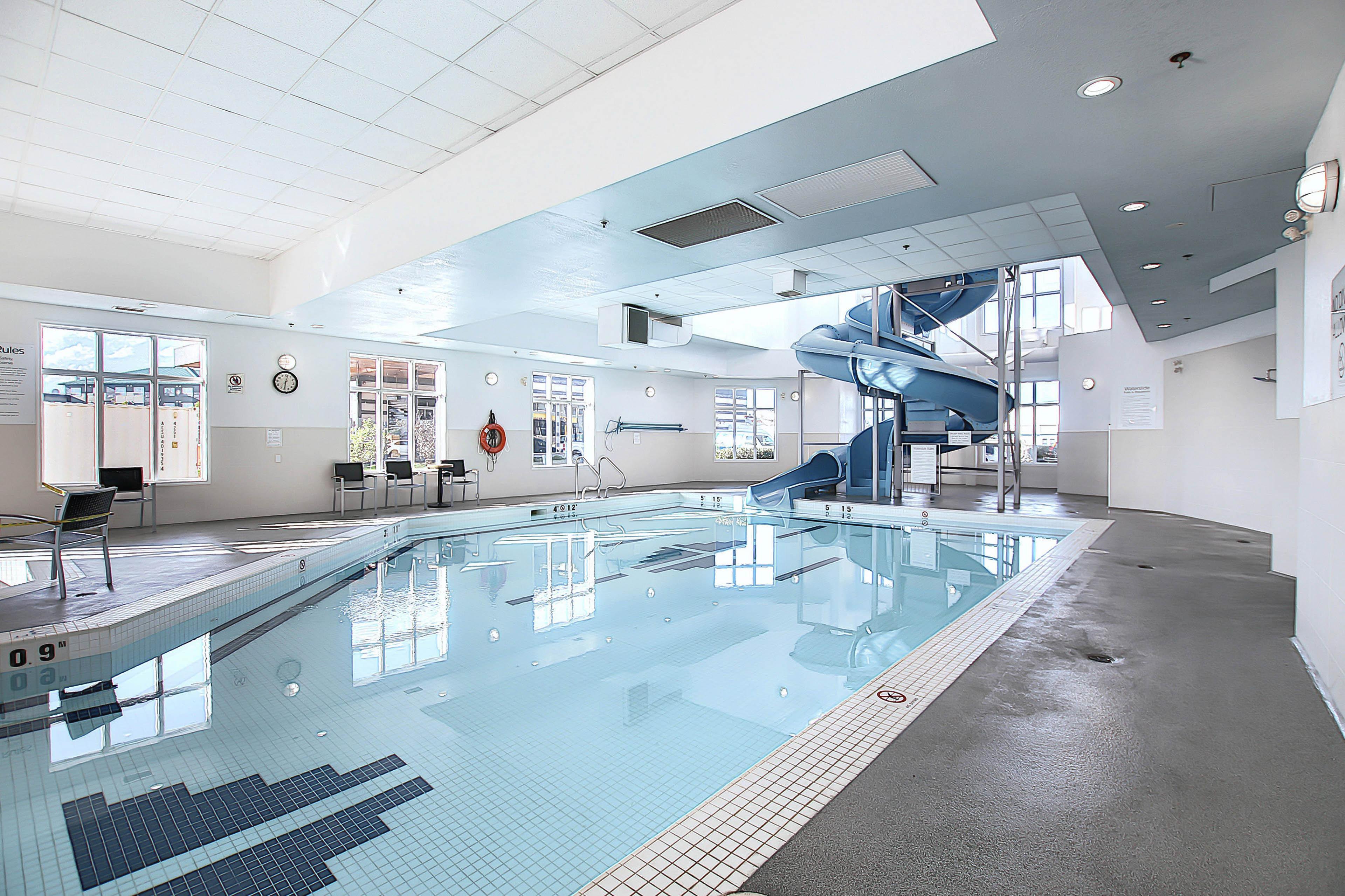Holiday Inn Express Airport Calgary By Ihg Eksteriør bilde