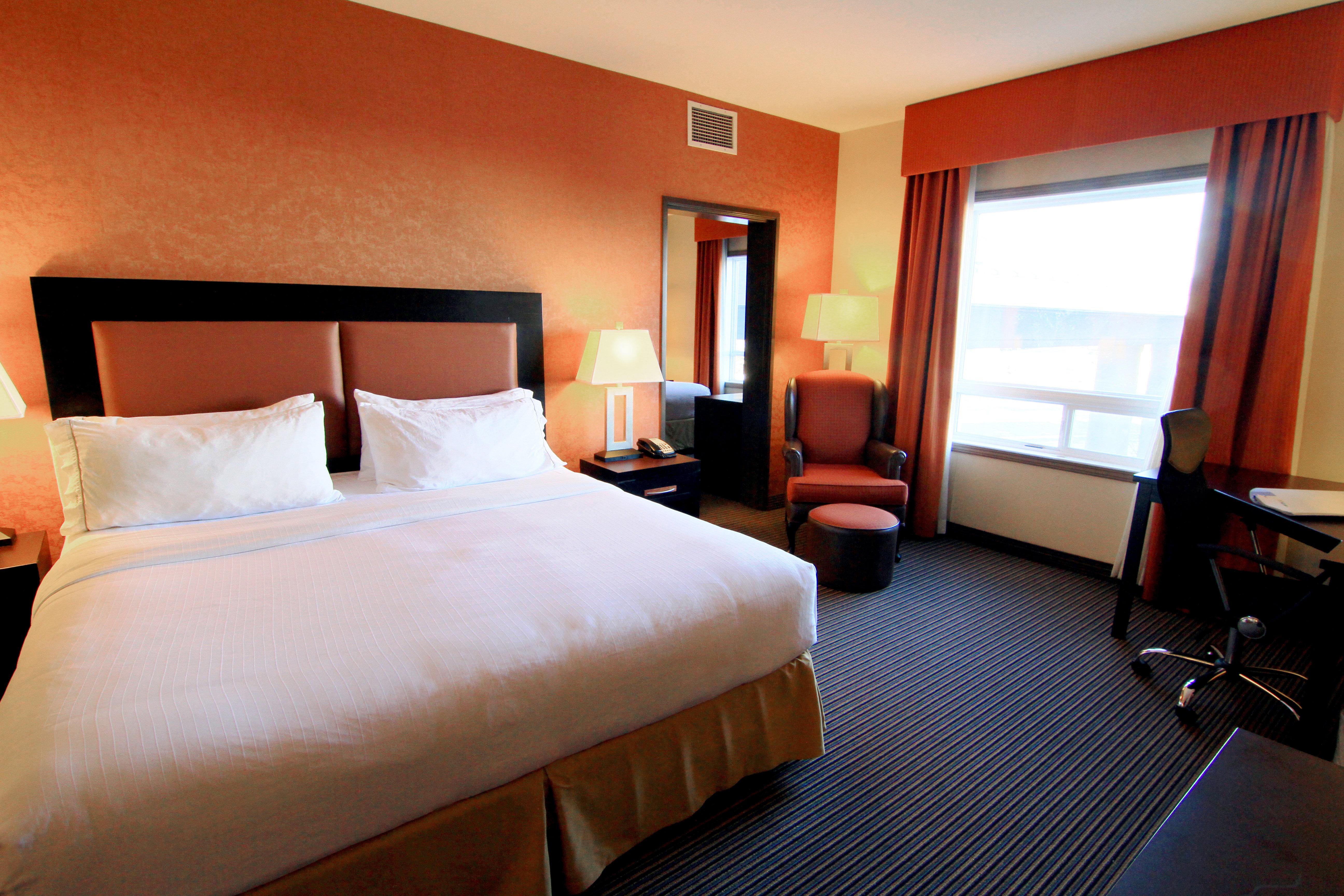 Holiday Inn Express Airport Calgary By Ihg Eksteriør bilde