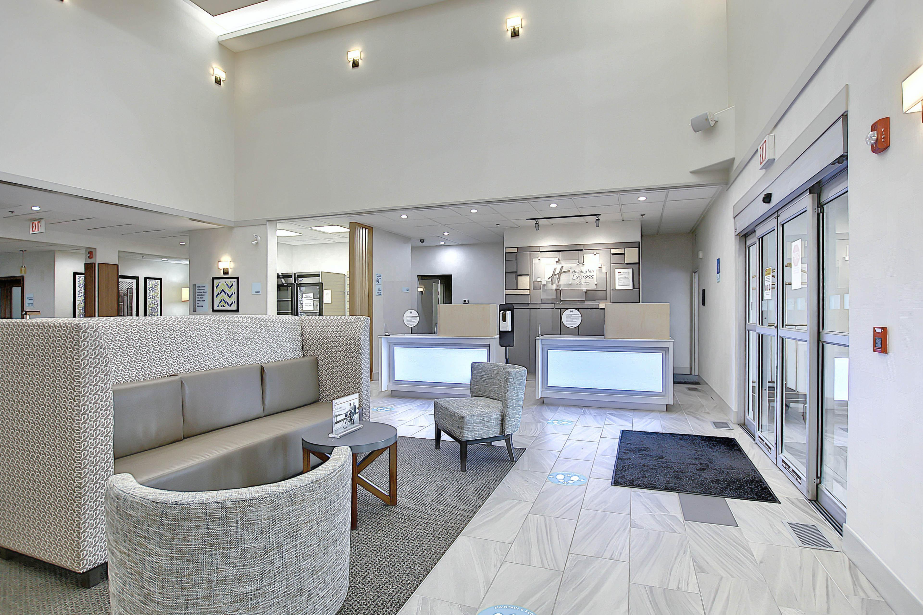 Holiday Inn Express Airport Calgary By Ihg Eksteriør bilde