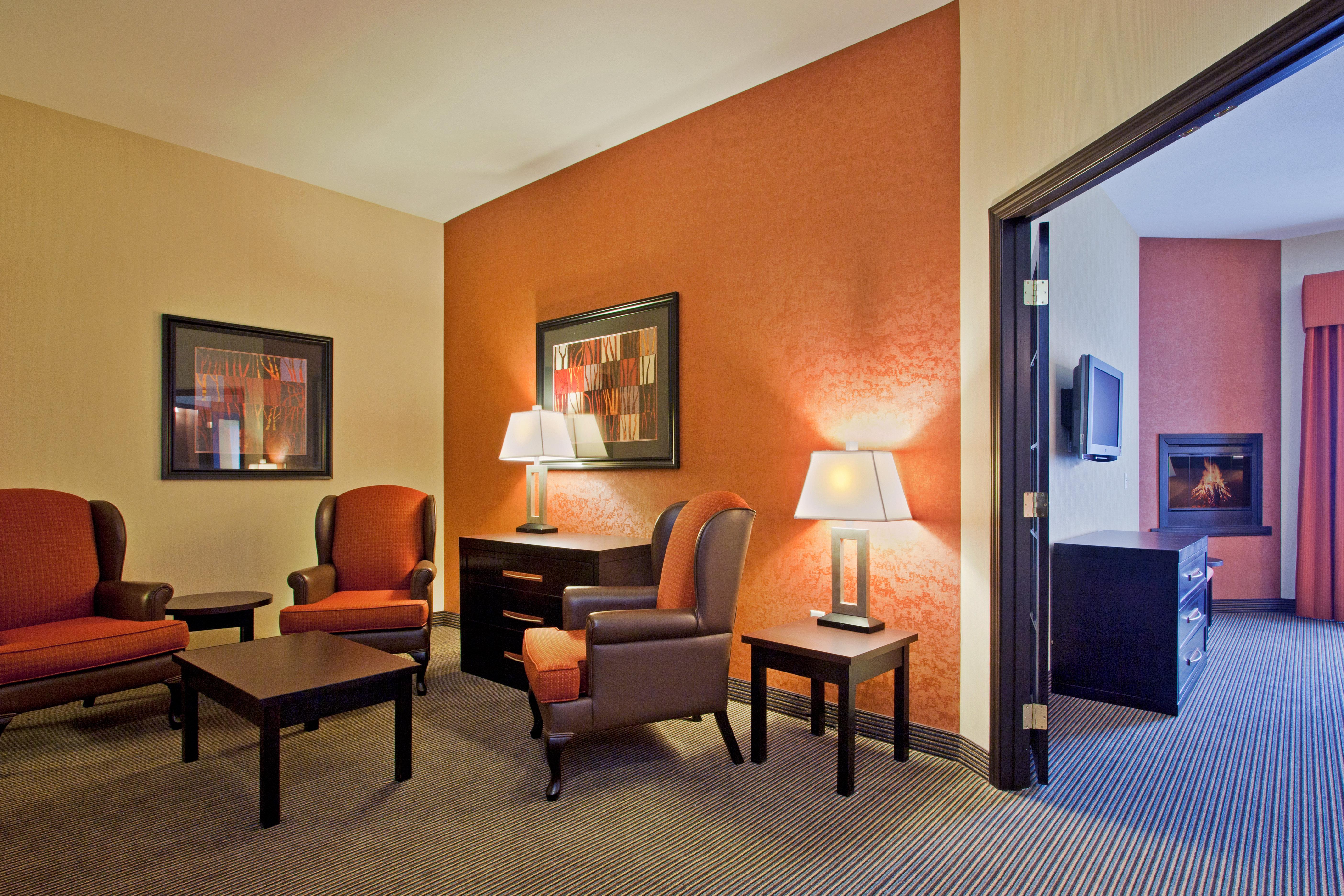 Holiday Inn Express Airport Calgary By Ihg Eksteriør bilde