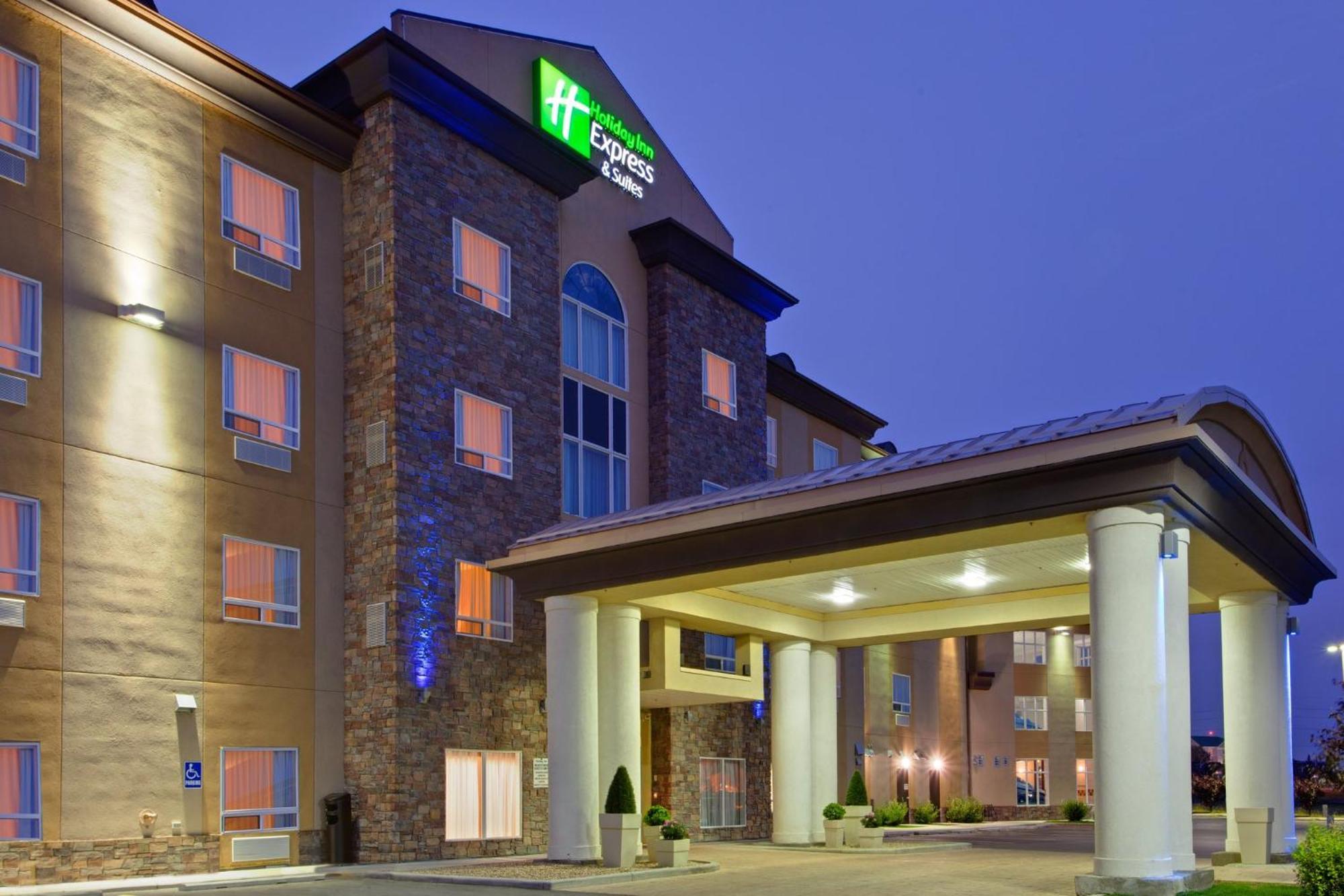 Holiday Inn Express Airport Calgary By Ihg Eksteriør bilde